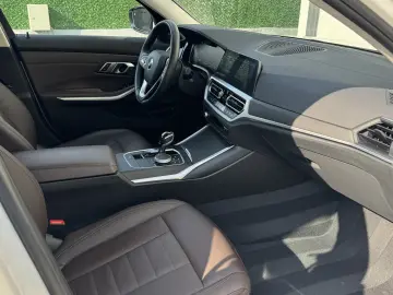 BMW 330e Luxury   292cp   stare perfecta !