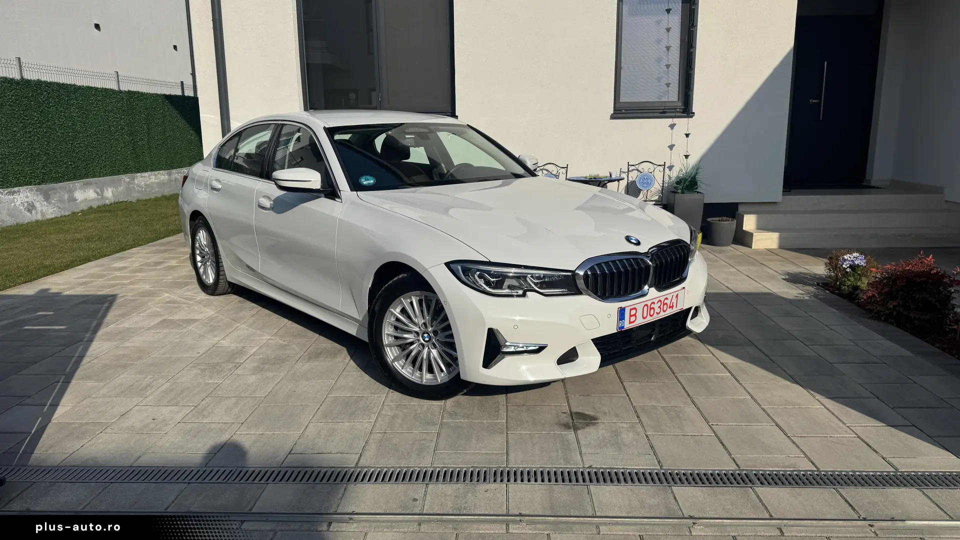 BMW 330e Luxury   292cp   stare perfecta !