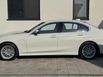 BMW 330e Luxury   292cp   stare perfecta !