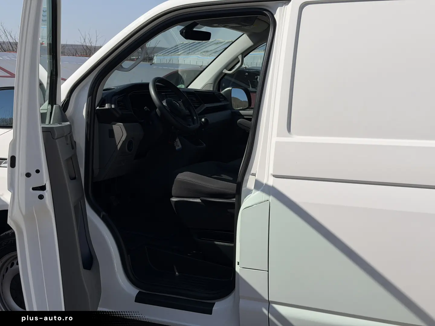 VW Transporter T6.1  2.0 TDI  150CP  6 trepte  garantie 1 an