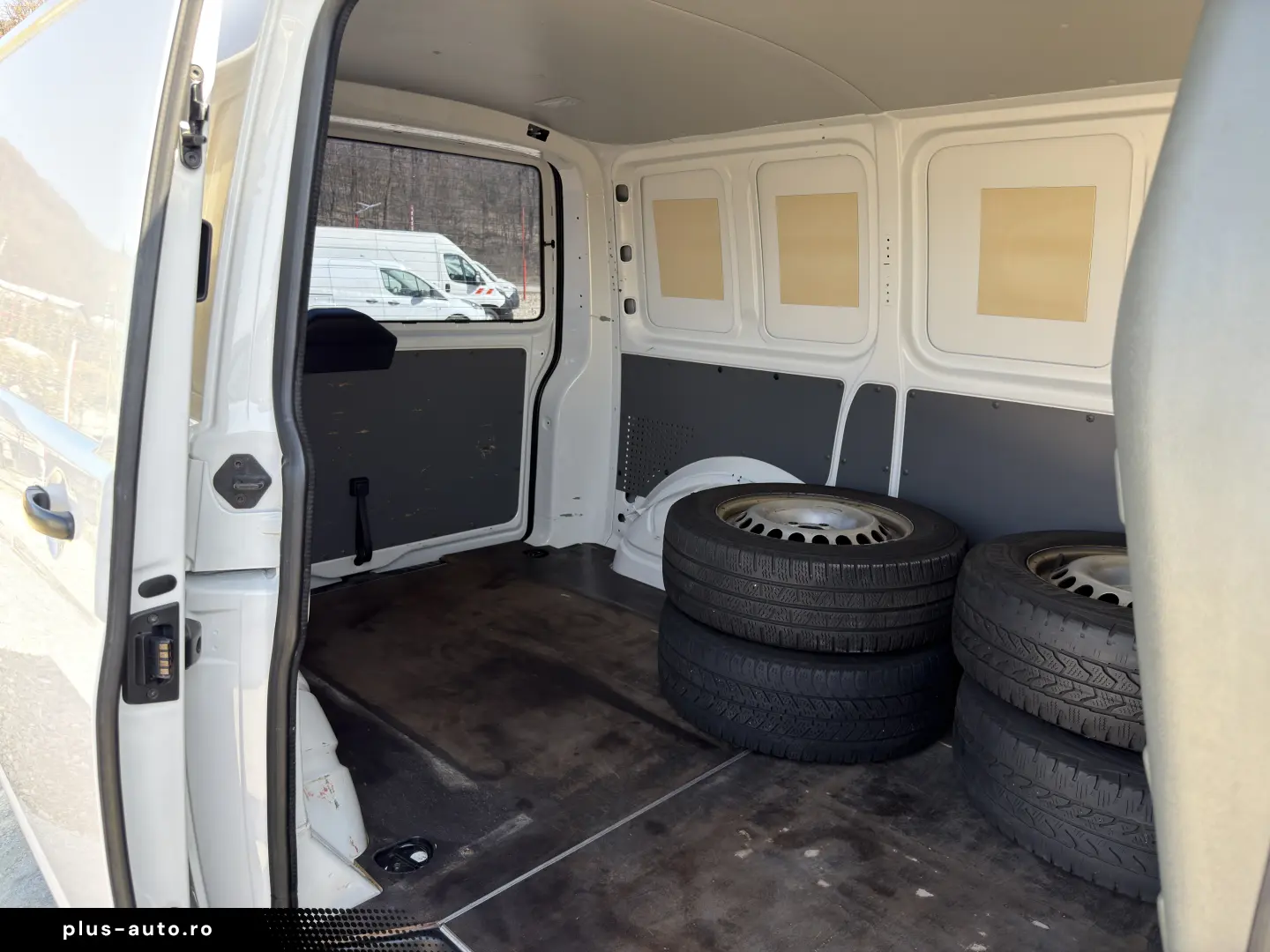 VW Transporter T6.1  2.0 TDI  150CP  6 trepte  garantie 1 an