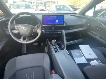 Toyota C-HR 1.8 Hybrid Team