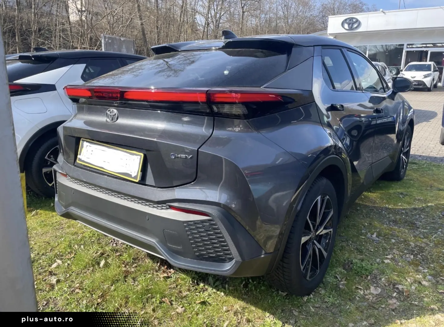 Toyota C-HR 1.8 Hybrid Team