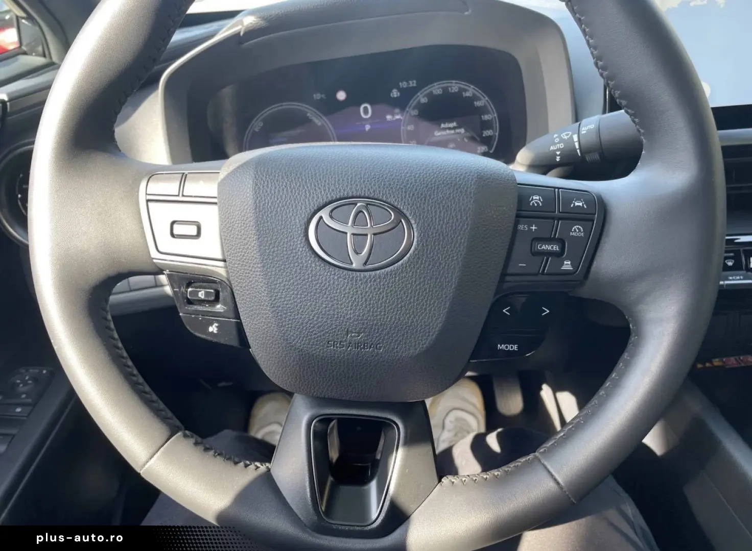 Toyota C-HR 1.8 Hybrid Team