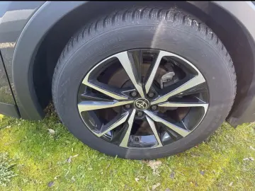 Toyota C-HR 1.8 Hybrid Team