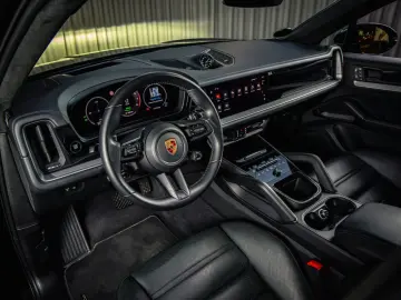 PORSCHE Cayenne E-Hybrid Coupé  18-way  BOSE  Pano  Inno