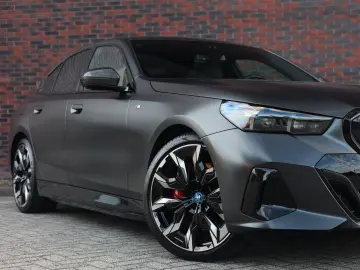 BMW 550e xDrive   Pano - Bowers&Wilkins