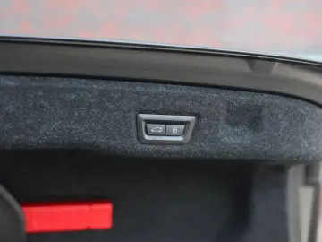 BMW 550e xDrive   Pano - Bowers&Wilkins