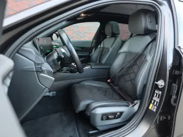 BMW 550e xDrive   Pano - Bowers&Wilkins