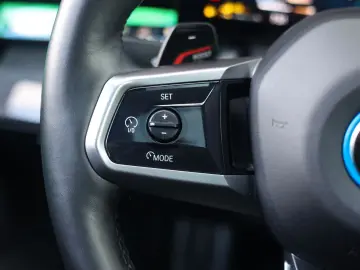 BMW 550e xDrive   Pano - Bowers&Wilkins