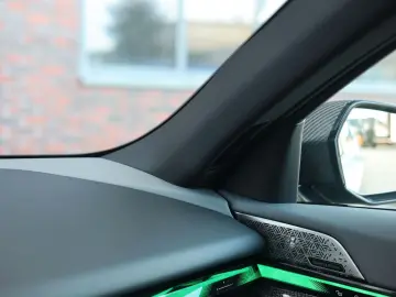 BMW 550e xDrive   Pano - Bowers&Wilkins