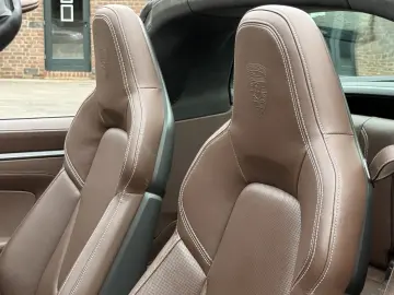 PORSCHE 992 911 Targa 4S  UNIKAT LIFTSYSTEM HA-LENKUNG B