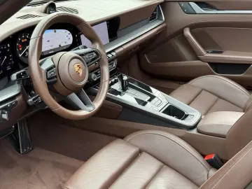 PORSCHE 992 911 Targa 4S  UNIKAT LIFTSYSTEM HA-LENKUNG B