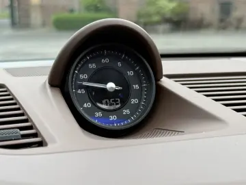 PORSCHE 992 911 Targa 4S  UNIKAT LIFTSYSTEM HA-LENKUNG B