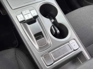 Hyundai Kona Basis Elektro 2WD 40KWH