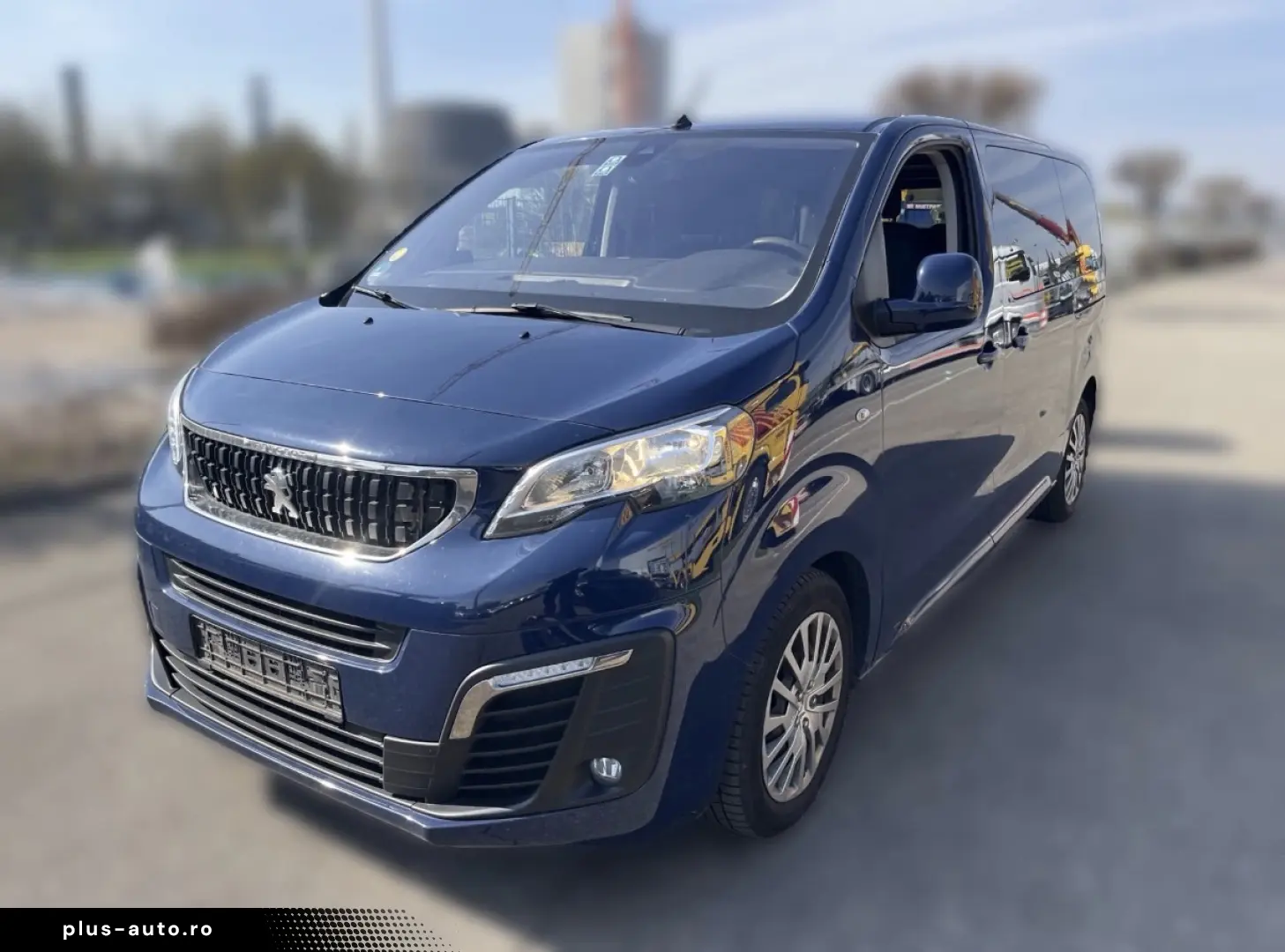 Peugeot Traveller 2.0 BlueHDi Active 8 Locuri