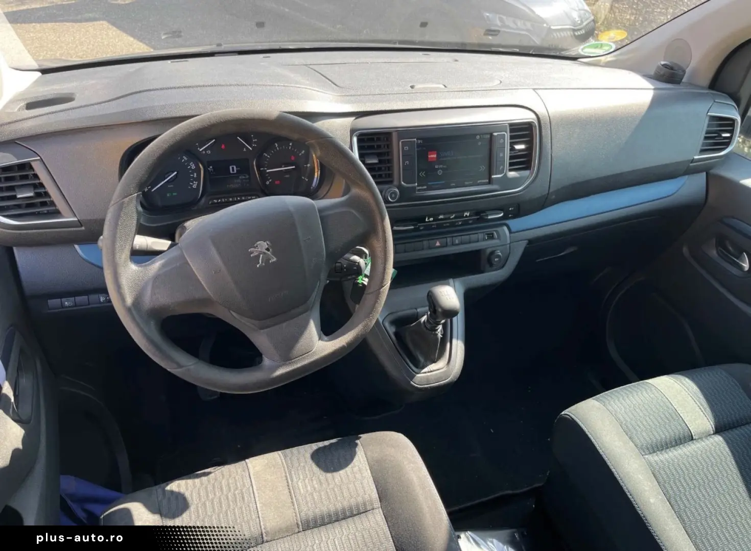 Peugeot Traveller 2.0 BlueHDi Active 8 Locuri