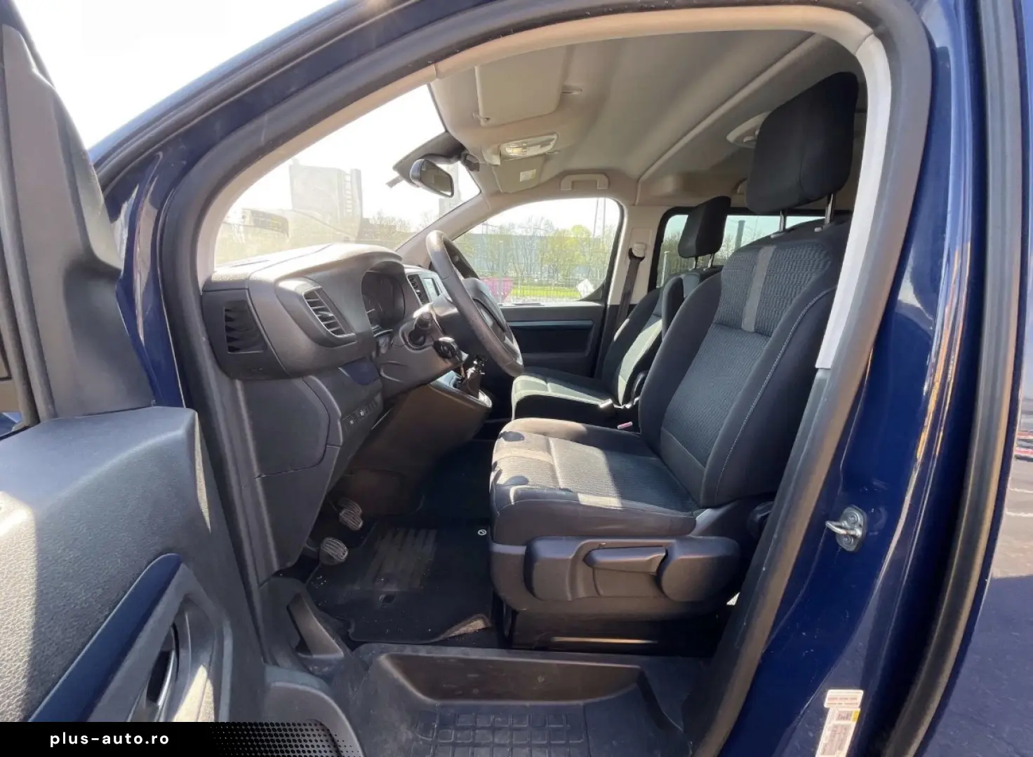 Peugeot Traveller 2.0 BlueHDi Active 8 Locuri