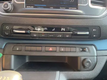 Peugeot Traveller 2.0 BlueHDi Active 8 Locuri