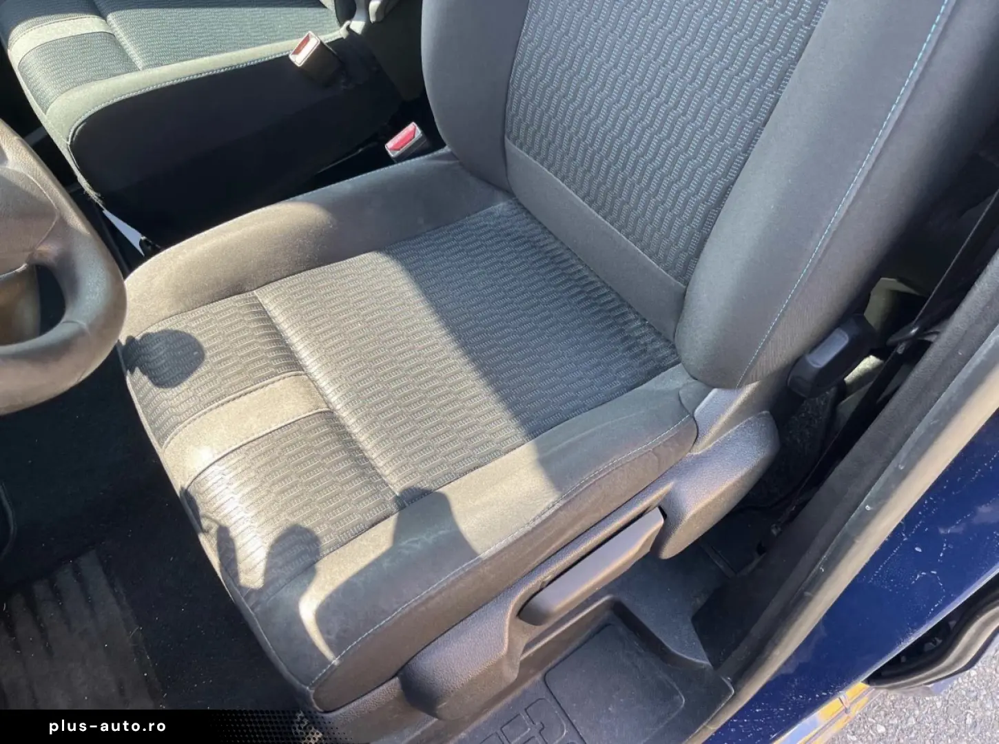 Peugeot Traveller 2.0 BlueHDi Active 8 Locuri