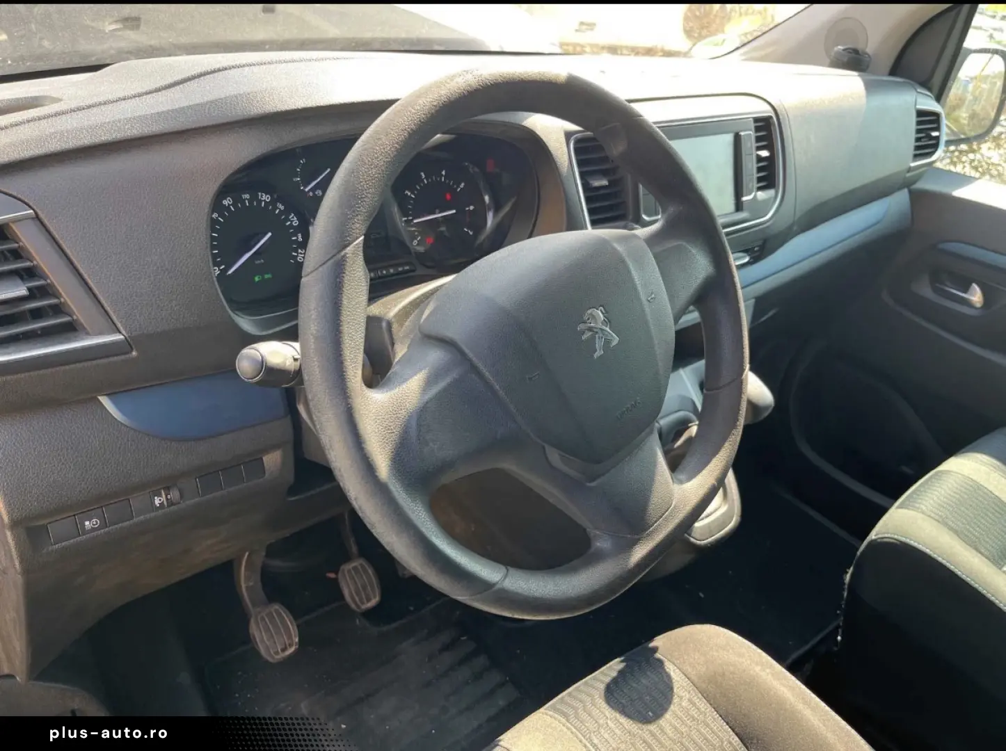 Peugeot Traveller 2.0 BlueHDi Active 8 Locuri