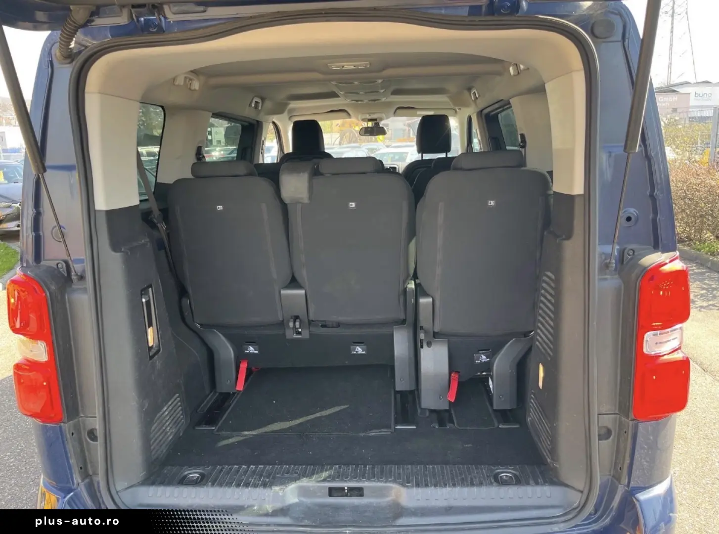 Peugeot Traveller 2.0 BlueHDi Active 8 Locuri