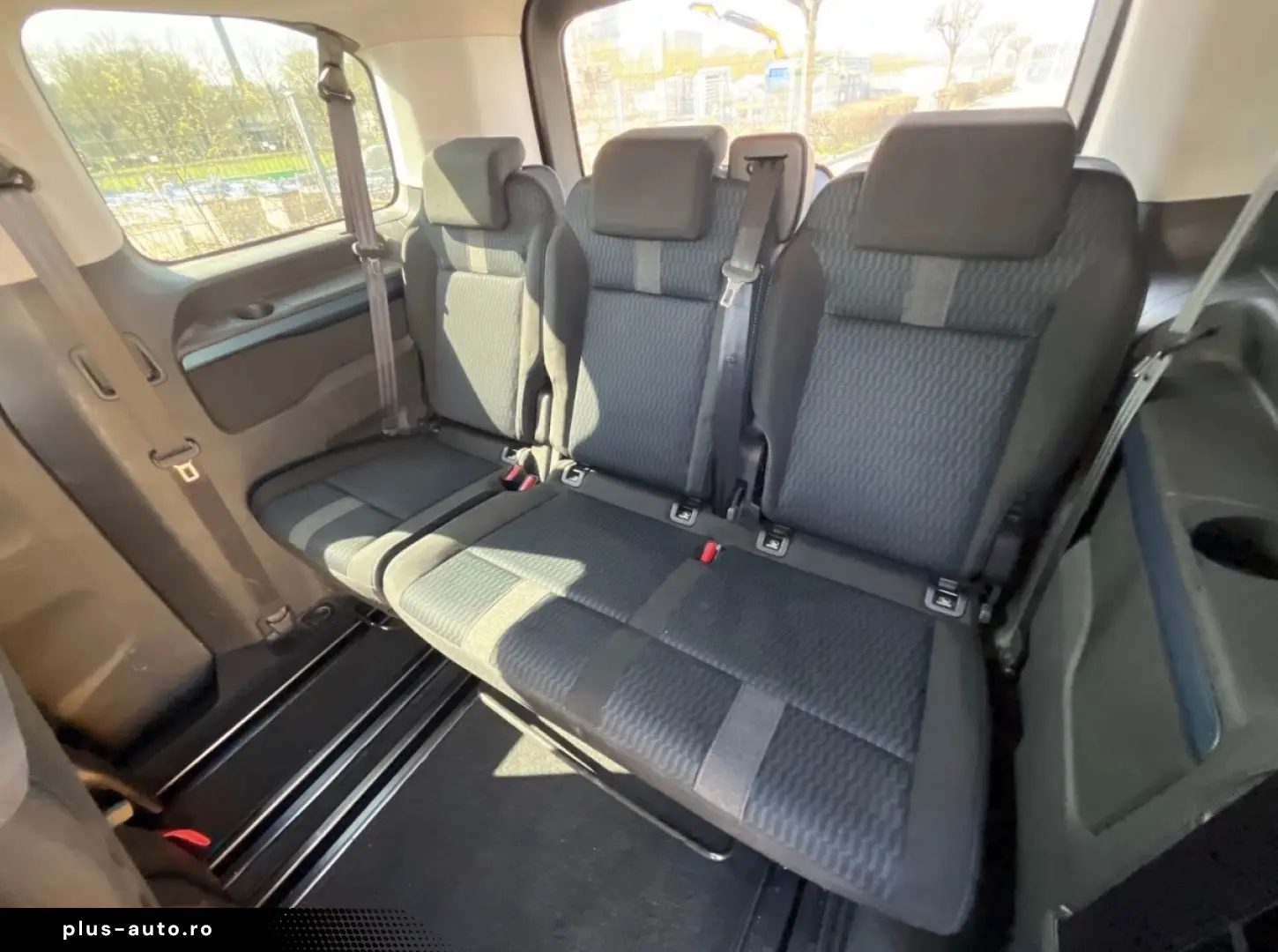 Peugeot Traveller 2.0 BlueHDi Active 8 Locuri