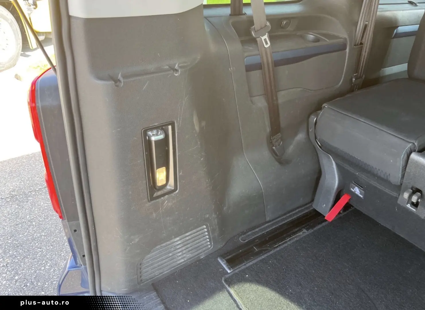 Peugeot Traveller 2.0 BlueHDi Active 8 Locuri