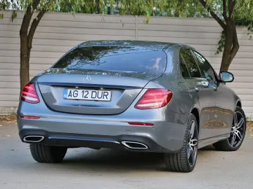 Mercedes-Benz E 220