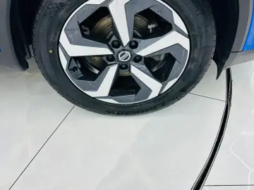 NISSAN Qashqai 2021 1.3i E6 Mild-Hybrid Garantie 12 Luni Rat