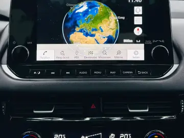 NISSAN Qashqai 2021 1.3i E6 Mild-Hybrid Garantie 12 Luni Rat