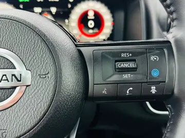 NISSAN Qashqai 2021 1.3i E6 Mild-Hybrid Garantie 12 Luni Rat