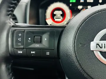 NISSAN Qashqai 2021 1.3i E6 Mild-Hybrid Garantie 12 Luni Rat