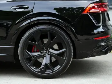Audi Rs-Q8