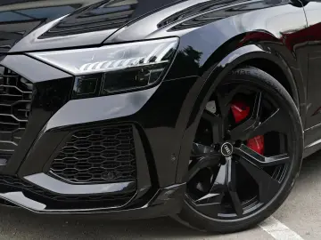 Audi Rs-Q8