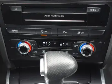 Audi A4 B8.5 3xS-line 2.0TDI 190cp S-tronis Quattro