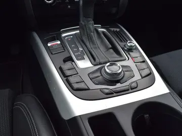 Audi A4 B8.5 3xS-line 2.0TDI 190cp S-tronis Quattro