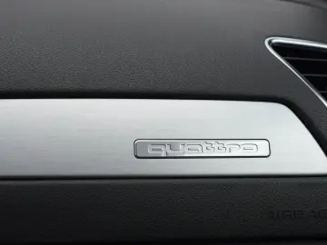 Audi A4 B8.5 3xS-line 2.0TDI 190cp S-tronis Quattro