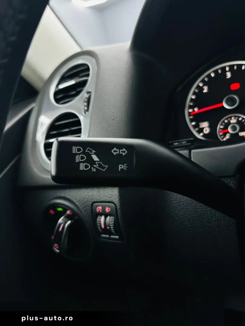 VOLKSWAGEN TIGUAN 2015 2.0D E5 Garantie 12 Luni Rate Avans 0