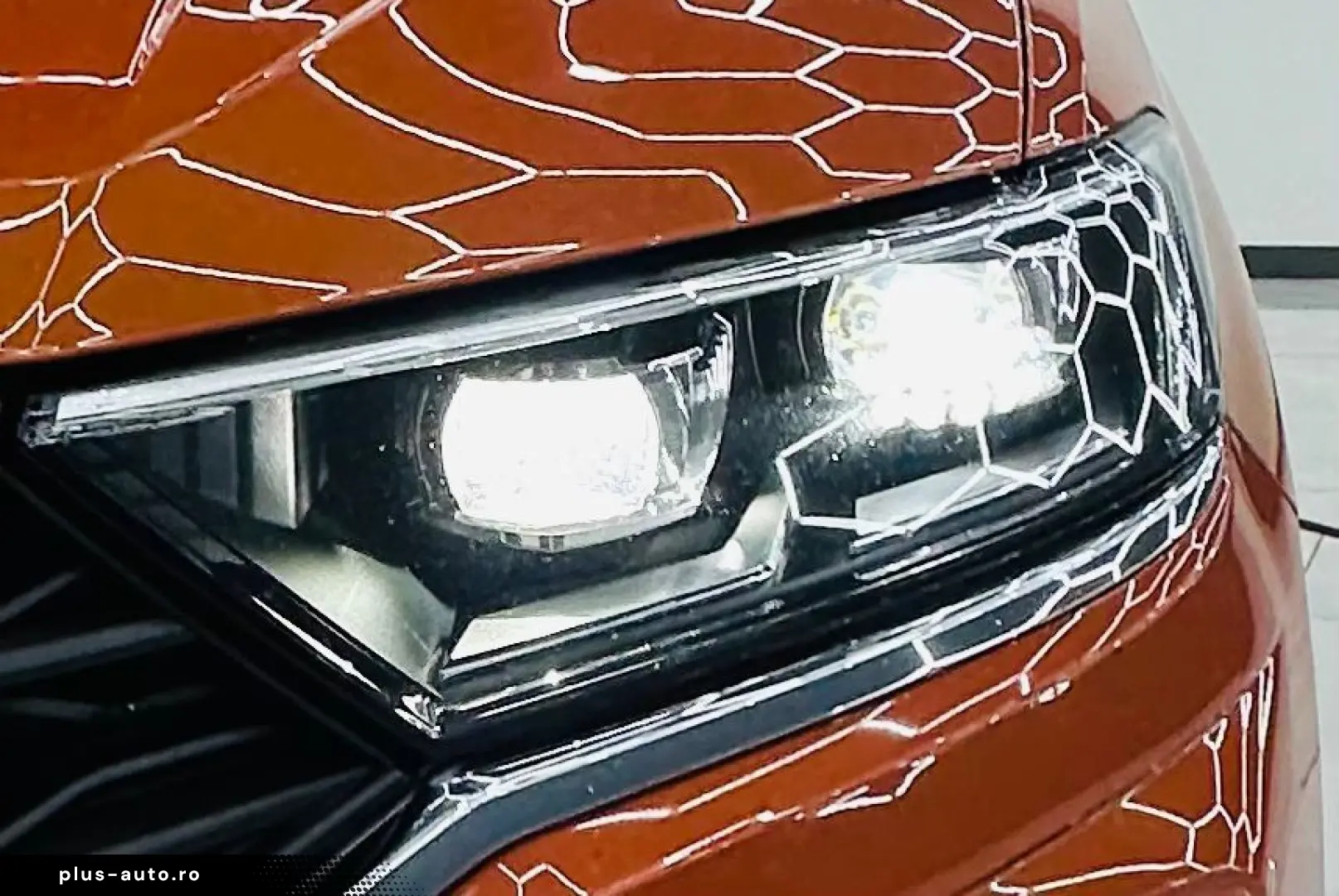 VOLKSWAGEN T-ROC 2019 1.6D E6 R-Line Garantie 12 Luni Rate A