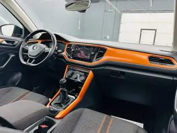 VOLKSWAGEN T-ROC 2019 1.6D E6 R-Line Garantie 12 Luni Rate A