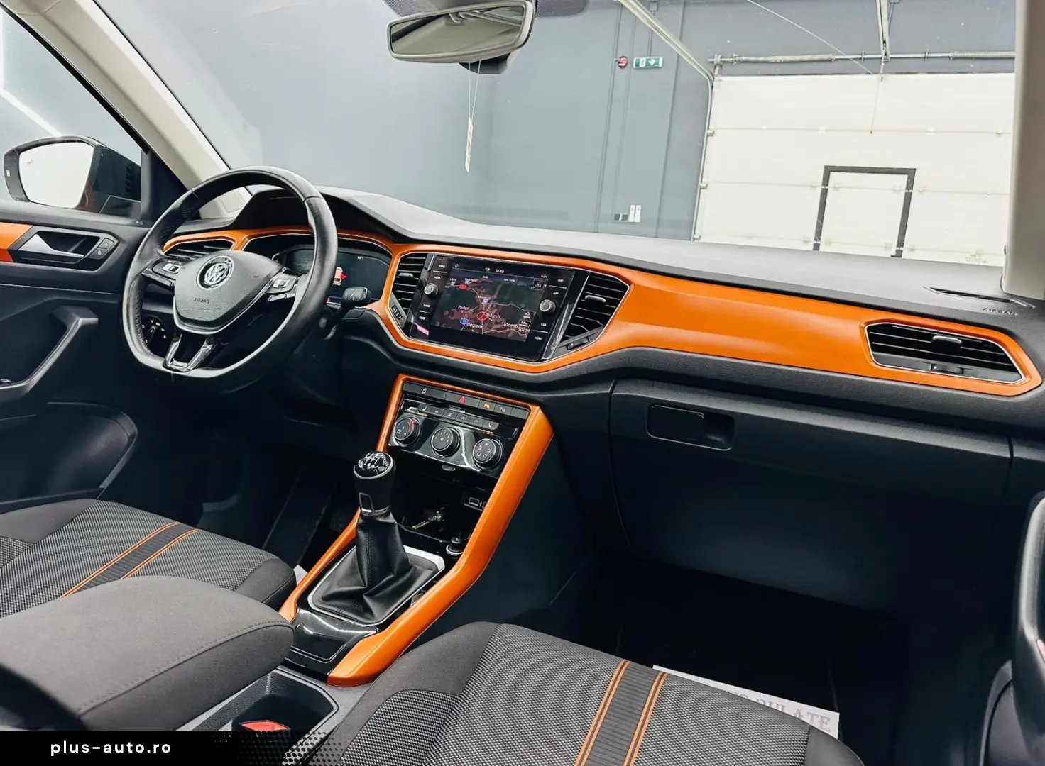 VOLKSWAGEN T-ROC 2019 1.6D E6 R-Line Garantie 12 Luni Rate A