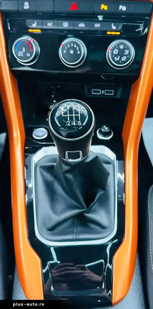 VOLKSWAGEN T-ROC 2019 1.6D E6 R-Line Garantie 12 Luni Rate A