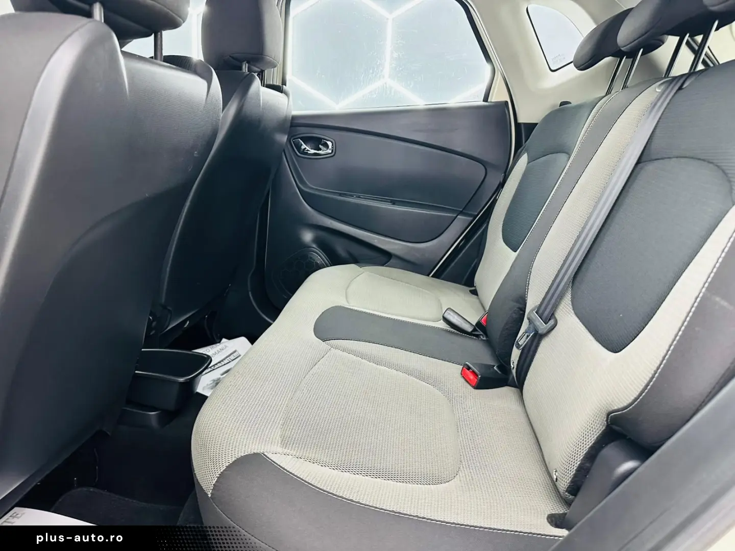 RENAULT CAPTUR 2016 0.9i E6 Garantie 12 Luni Rate Avan 0 Doa