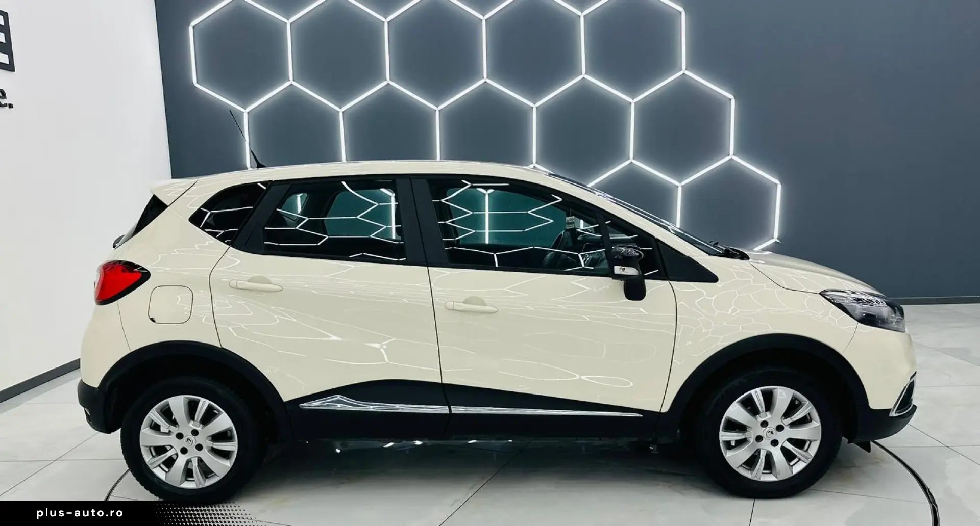 RENAULT CAPTUR 2016 0.9i E6 Garantie 12 Luni Rate Avan 0 Doa