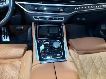 BMW X6 30d xDrive M Sport Pro~PANO~360~HUD~22