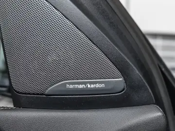 BMW X6 xDrive40d M SPORT PRO AHK PANO H K 360