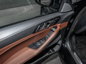 BMW X6 xDrive40d M SPORT PRO AHK PANO H K 360