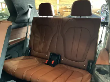 BMW X7 M60i   Seat ventilation   Panoramic   HeadUP