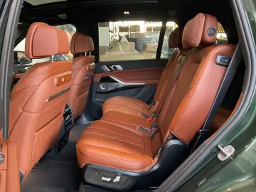 BMW X7 M60i   Seat ventilation   Panoramic   HeadUP